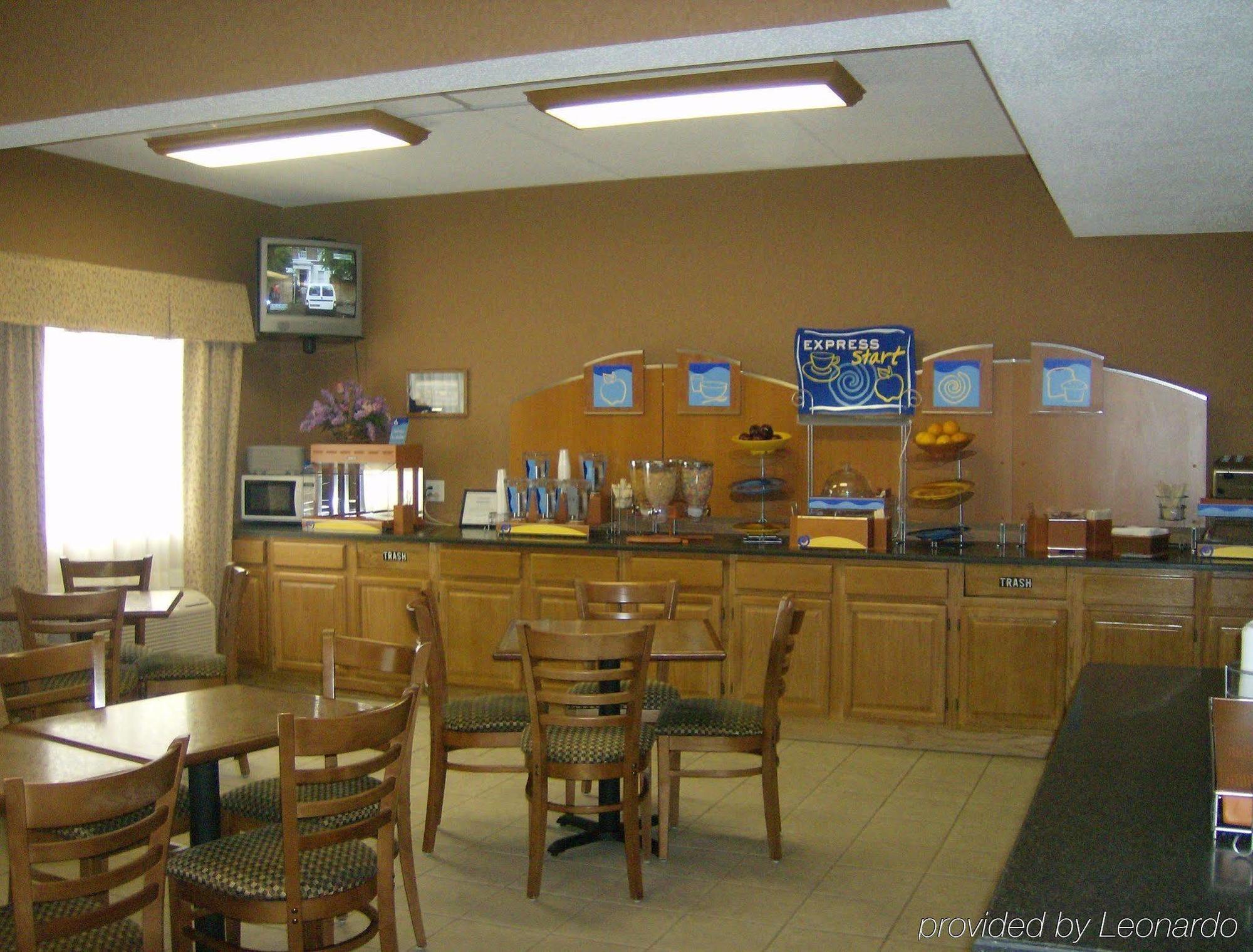 Holiday Inn Express Irwin Pa Tpk Exit 67 By Ihg Екстериор снимка